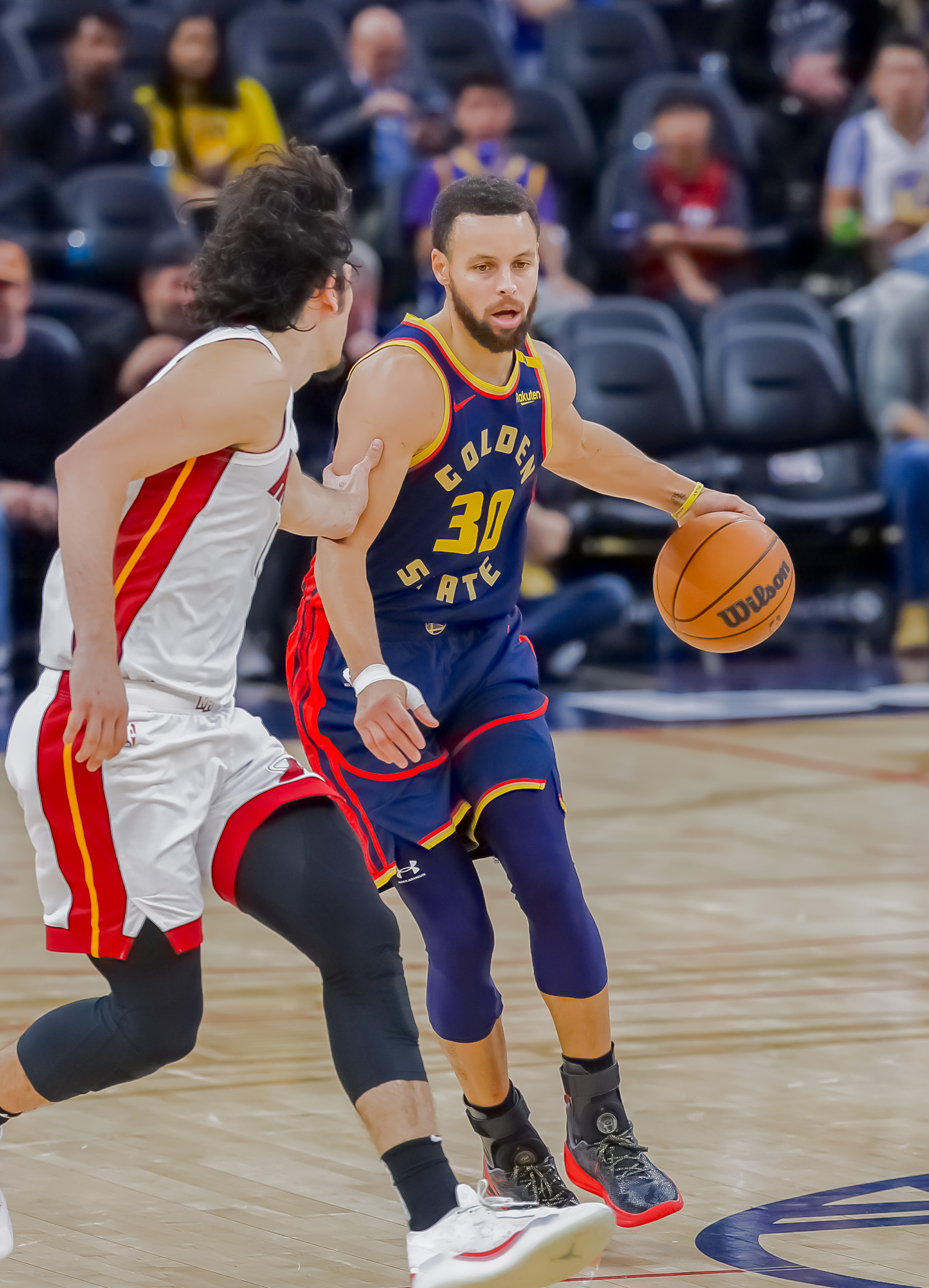 科维托娃连续十场比赛得分超过精彩发挥，勇士挑战极限！